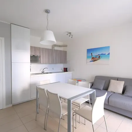 Wave Village Piano Terra Piazza Trieste *