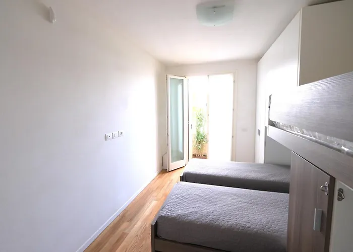 Wave Village Piano Terra Piazza Trieste Daire