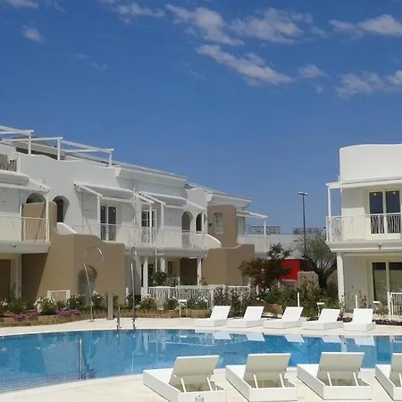 Wave Village Piano Terra Piazza Trieste Apartmán